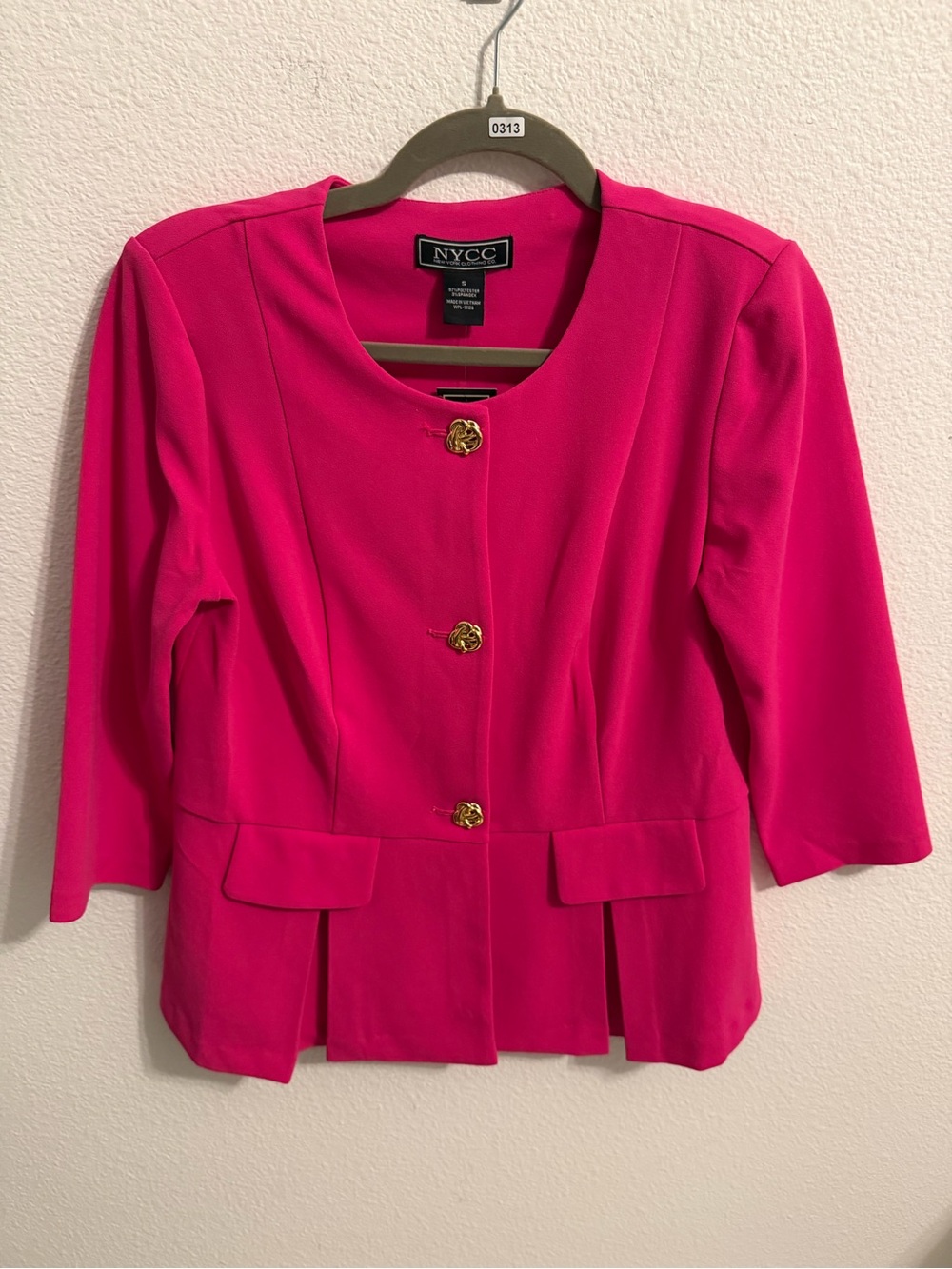 NYCC Women’s Fuchsia Tailored Button-Front Blazer